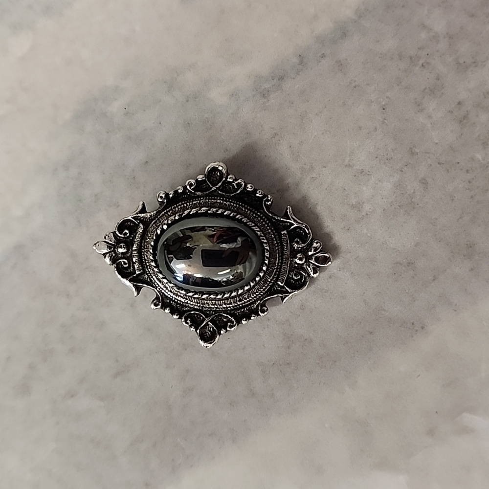 Sarah Coventry Mourning Brooch